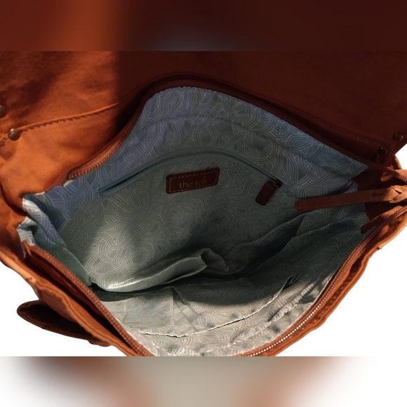 The sak Brown leather backpack. Defect . Please see picture. - Picture 4 of 10